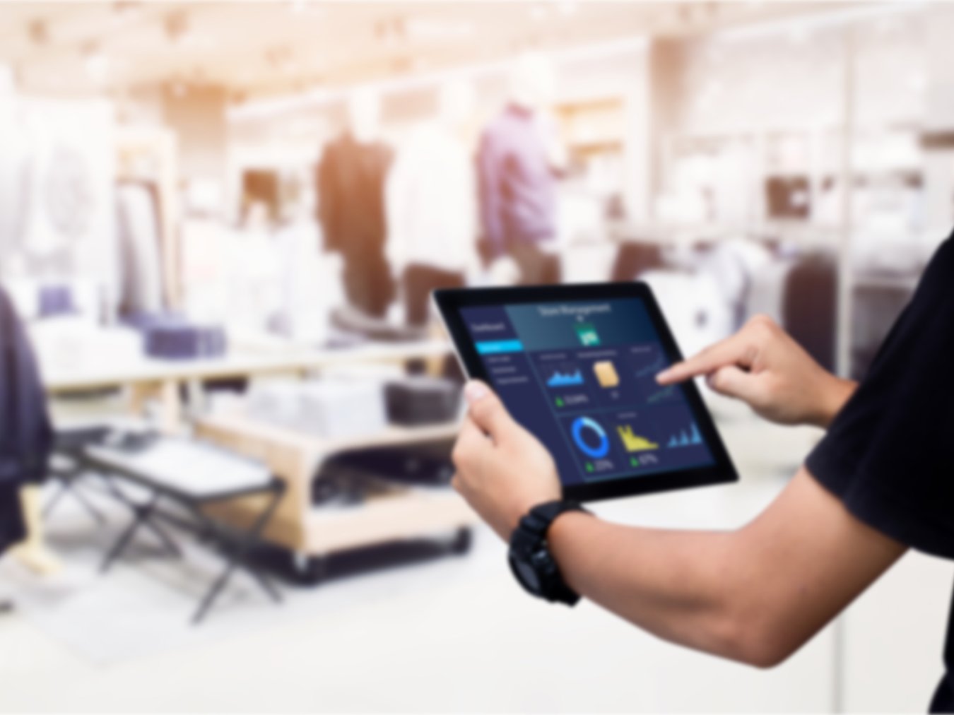 The race for digital transformation of brick and mortar retailers